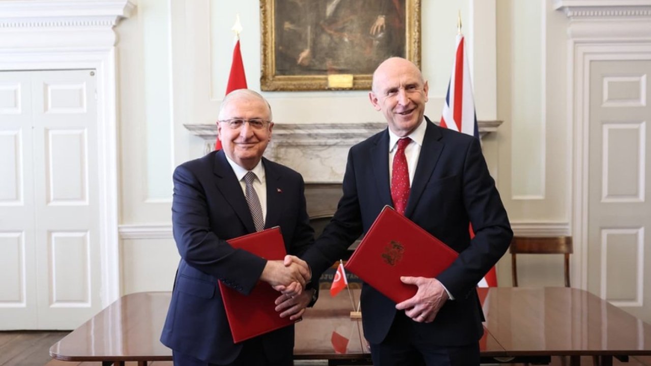 Türkiye ile İngiltere arasında Eurofighter anlaşmasına imza atıldı