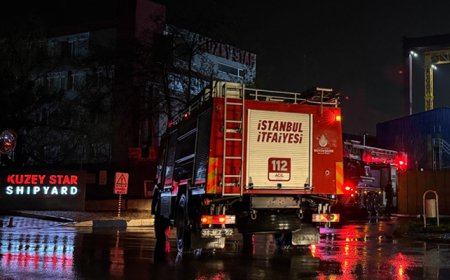 Tuzla’da Gemi Yangını Paniği: İtfaiye Ekipleri Alarmda!